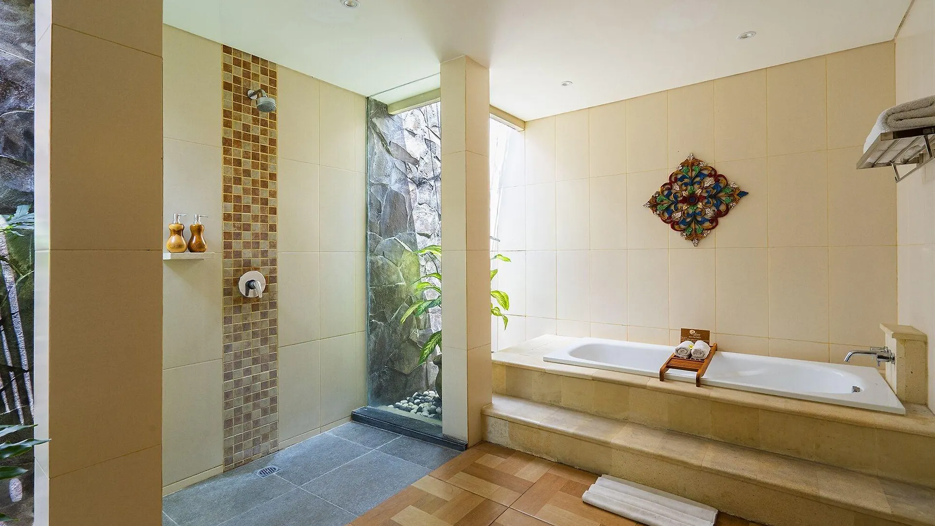 Lasanti Villas And Spa Seminyak  Hotel